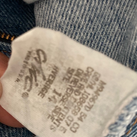 Chic Vintage Jeans - Picture 11 of 11